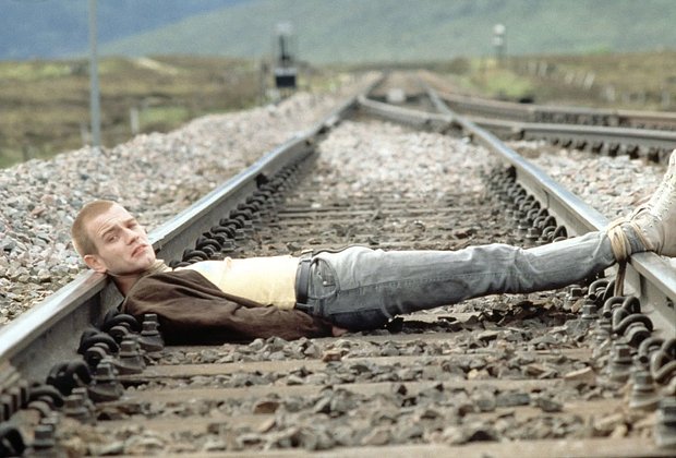 &laquo;Выбери жизнь&raquo;. Культовому &laquo;На игле&raquo; &mdash; 30 лет. Как портрет поколения стал одним из самых важных фильмов 1990-х?