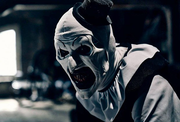 В кино &mdash; хоррор &laquo;Ужасающий 3&raquo;. Почему феноменально жестокий фильм о кровавом клоуне уже стал культовым?
