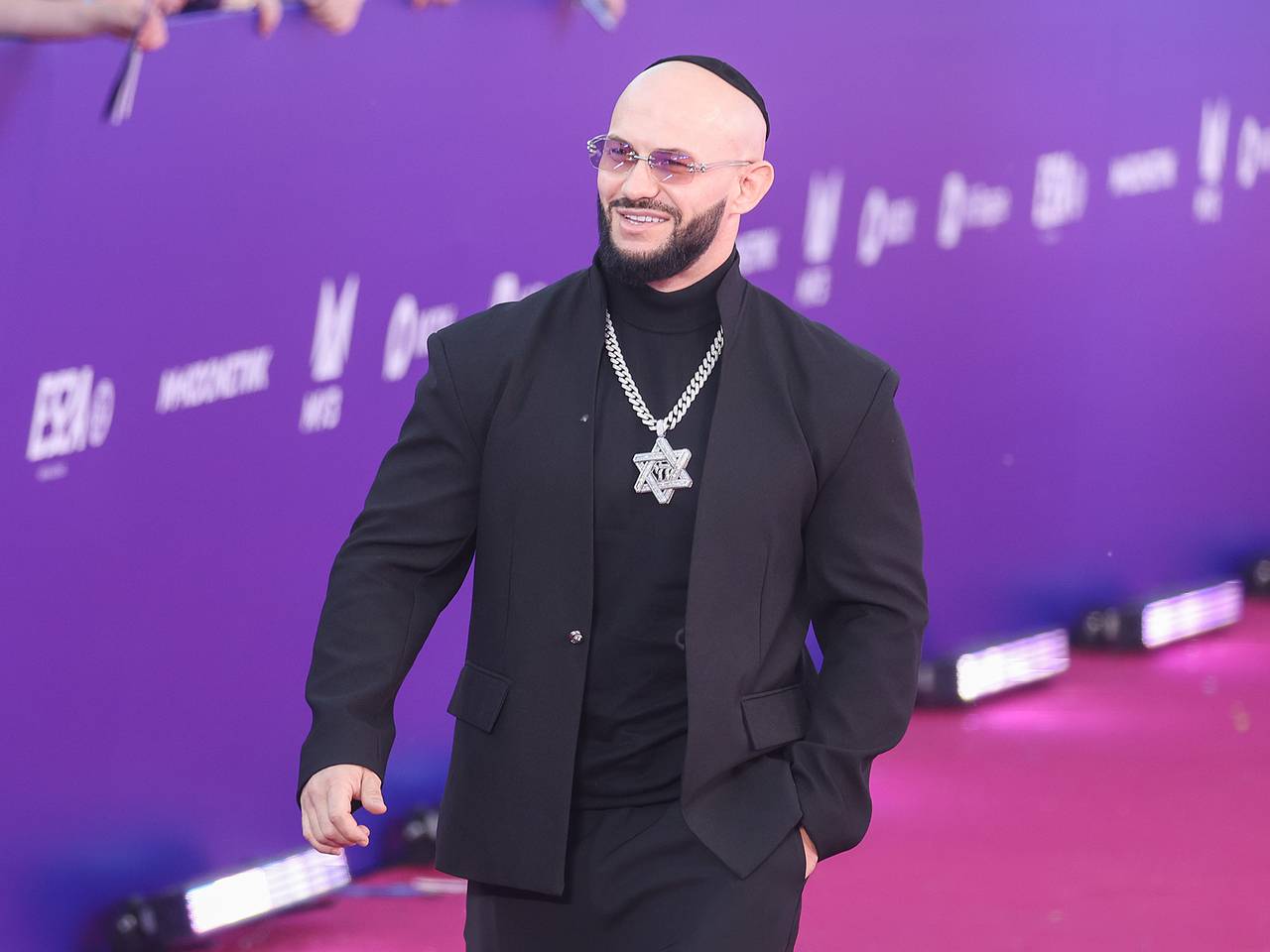 Джиган ответил на новости о стрельбе и удержании заложников
